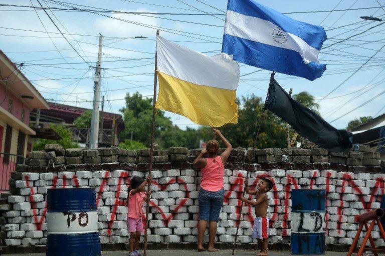 Ortega’s forces besiege Nicaragua opposition stronghold