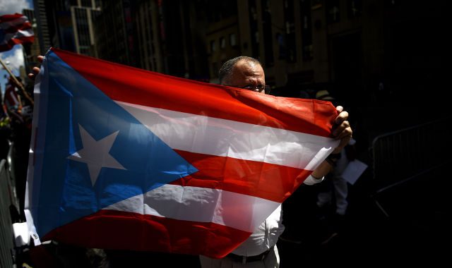 US lawmakers pass Puerto Rico debt bill