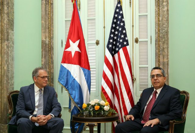 US, Cuba agree to restore ties, embassies to reopen