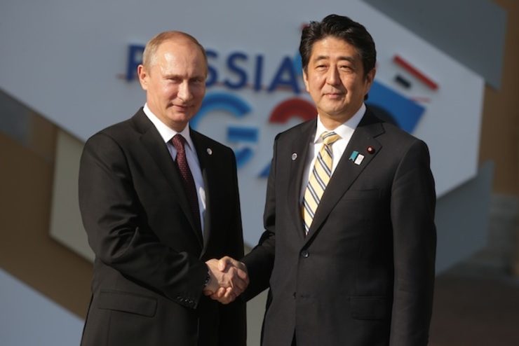 Abe drops plan for Putin visit to Japan this year – media