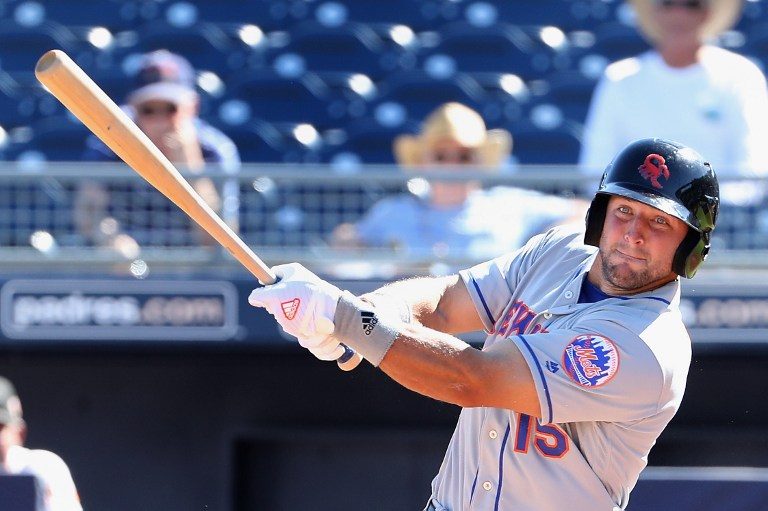 Tim Tebow strikes out in debut with Major League team, still gets cheered