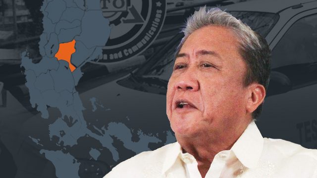 Tugade relieves LTO employees over alleged extortion