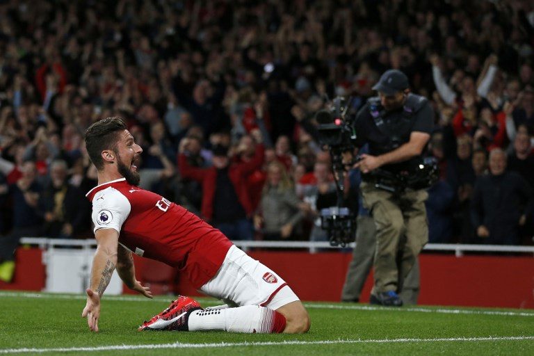 Arsenal beats Leicester 4-3 in thrilling Premier League opener