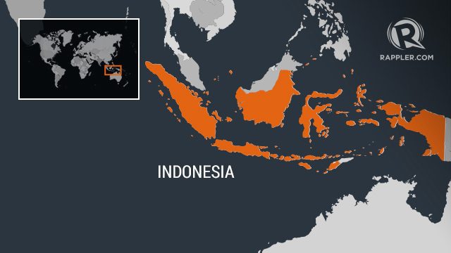 Plane overshoots runway in eastern Indonesia