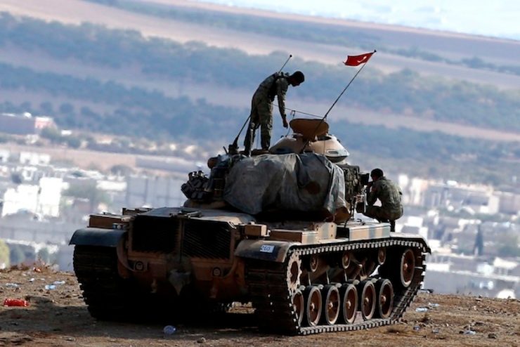 Turkish soldiers with tanks near Suruc district, Sanliurfa, Turkey 08 October 2014. Sedat Suna/EPA
