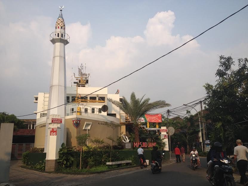 Uniknya masjid kapal laut di Cimahi