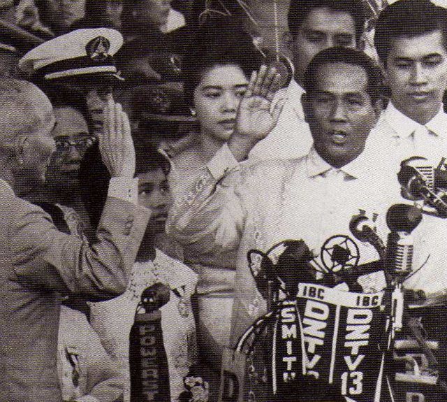 1961. The Bible used in the inauguration of Diosdado Macapagal is the same used in the inauguration of his daughter. Photo from Malacañang  