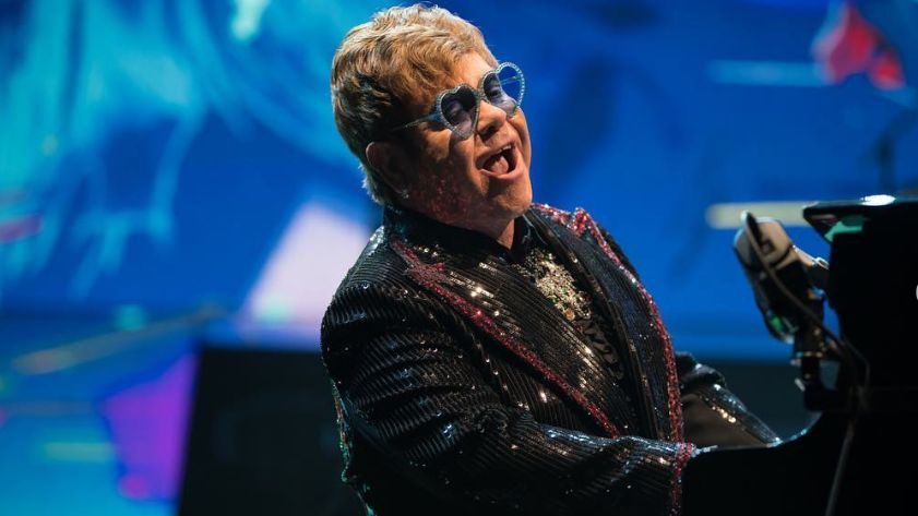 Elton John to receive France’s top honor