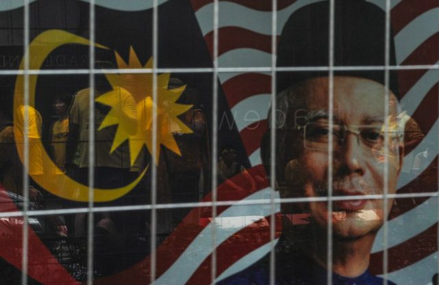 Malaysia PM’s fund scandal clouds anti-corruption summit