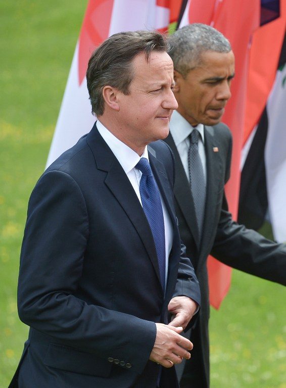Obama, Cameron say bomb may have caused Egypt plane crash