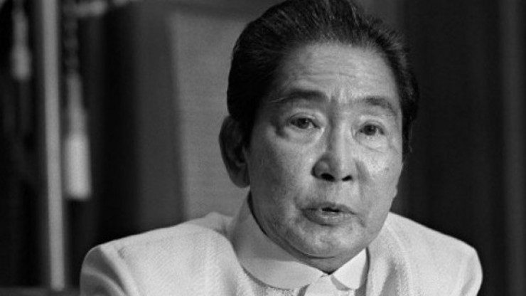 ECONOMIC DISASTER. Ferdinand Marcos at the height of protests against him. File photo by AFP 