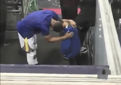 WATCH: Steph Curry comforts Devin Harris’ grieving nephew