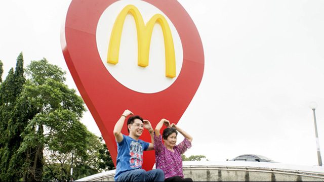 McDo’s ‘giant pin’ was perfect for hungry customers during Undas