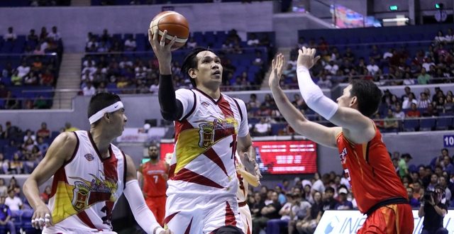 40-piece for Fajardo as San Miguel zeroes in on playoff berth