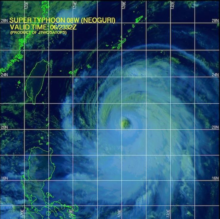 Super typhoon Neoguri threatens Japan