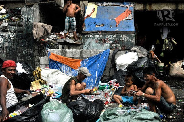 Filipino families who consider themselves poor rise to 10.9M