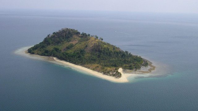 BEST MARINE RESERVE. This is Buluan Island in Ipil, Zamboanga Sibugay, home to the best-managed marine protected area in the country. Photo courtesy of MSN 