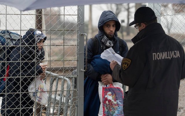 UN chief in Greece sees ‘tremendous challenge’ of migrant crisis