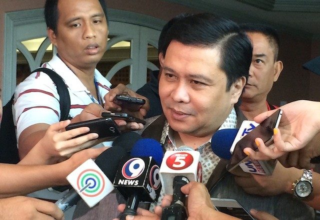Jinggoy to court: Let me attend my son’s graduation