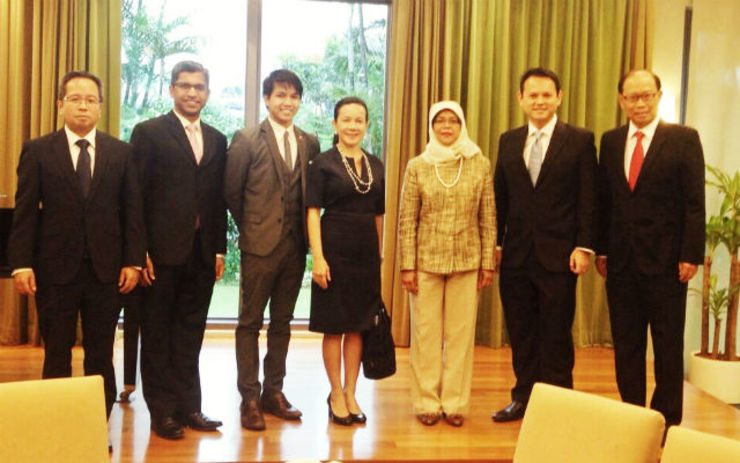 Sen Grace Poe visits Singapore as Lee Kuan Yew Fellow