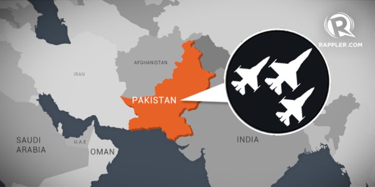 Pakistan air strikes kill 13 militants