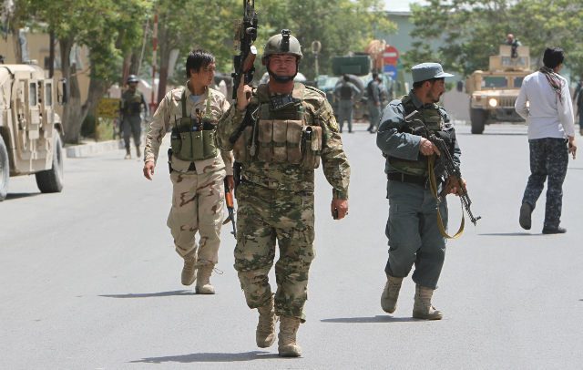 6 killed as Taliban bombers raid Afghan courthouse