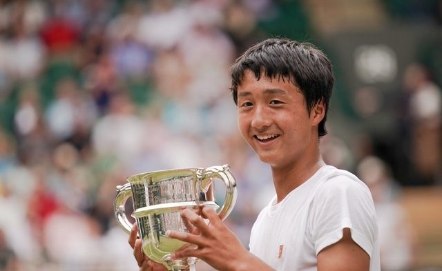 Mochizuki makes Grand Slam history for Japan at Wimbledon
