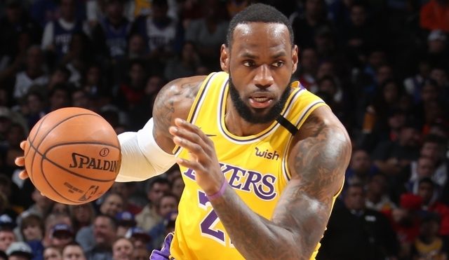 LeBron passes Kobe in all-time scoring list, but Lakers fall to 76ers