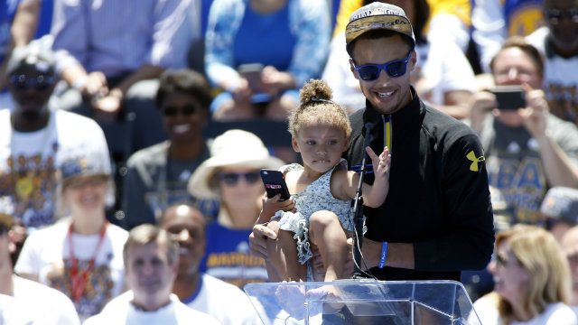 WATCH: Riley Curry has a message for Golden State fans