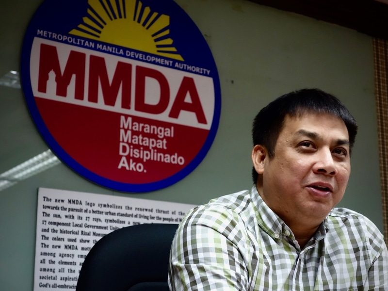 MMDA official jokes about shooting ‘negative’ journalists