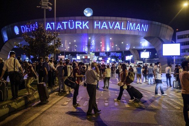 Istanbul airport bombers ‘planned hostage-taking’