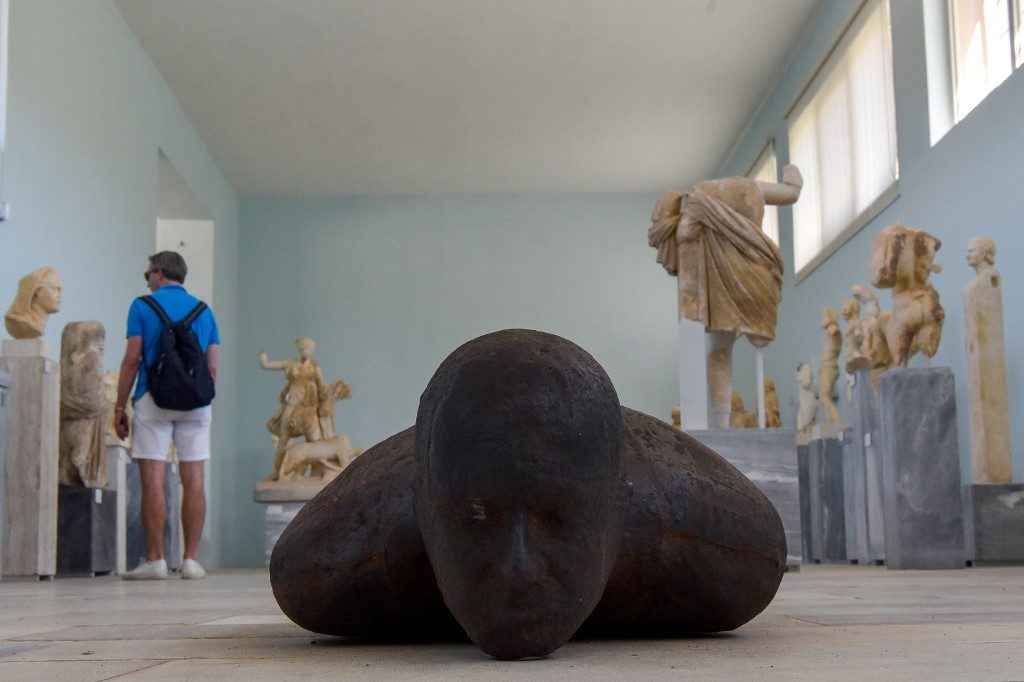Modern sculpture meets ancient Greece in unique island exhibition