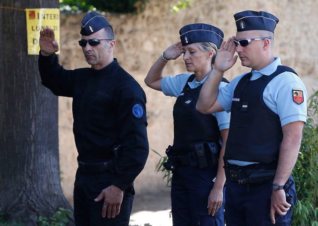 Personal data of 112,000 French police officers leaked online