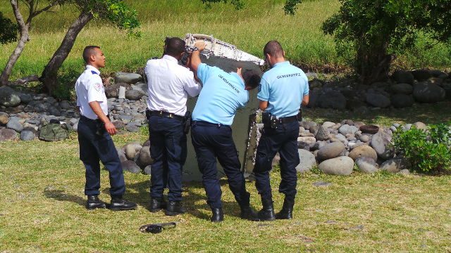 France steps up Reunion island search for MH370 wreckage