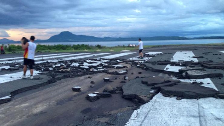 Tacloban airport to be closed due to potholes on runway