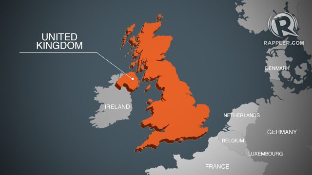 7 killed in British airshow crash as jet hits road