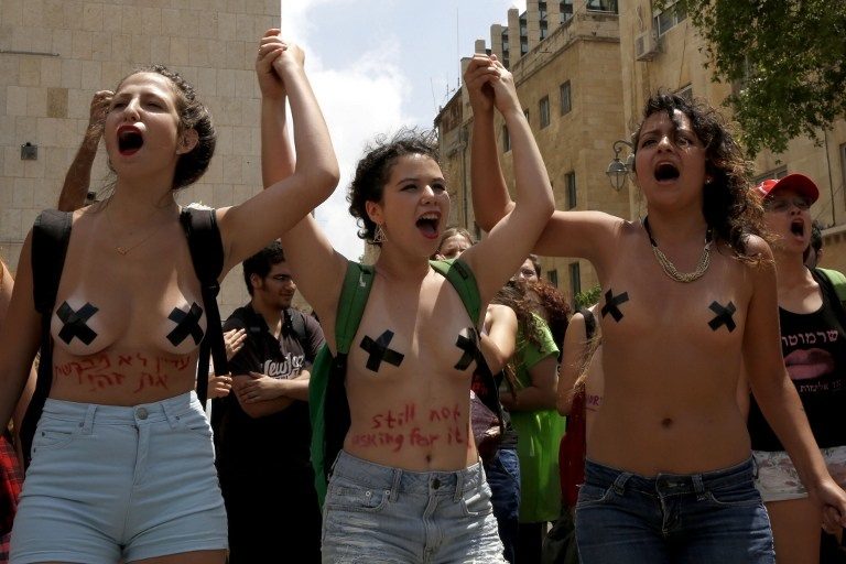 Jerusalem SlutWalk marchers say police forced cover-up