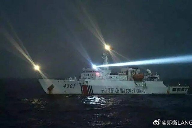 TENSION AT SEA. The China Coast Guard Ship 4301 involved in the sinking of a Vietnamese fishing boat. Photo from Weibo  