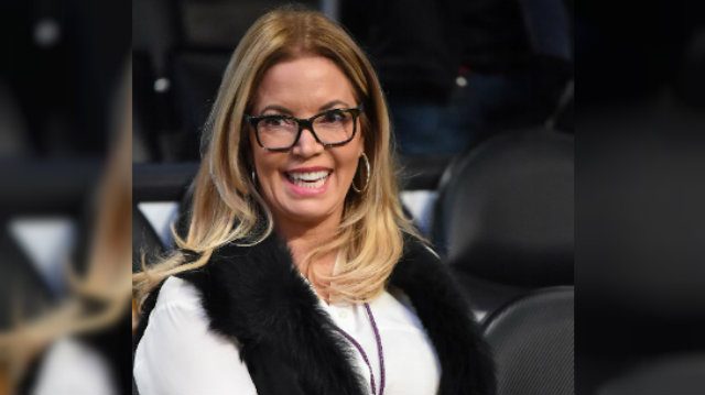 Jeanie Buss thwarts family coup, maintains control of Lakers