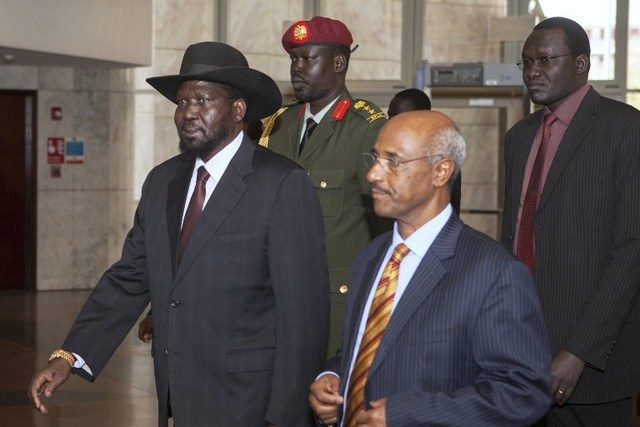 S.Sudan leader heads to peace talks as deadline looms