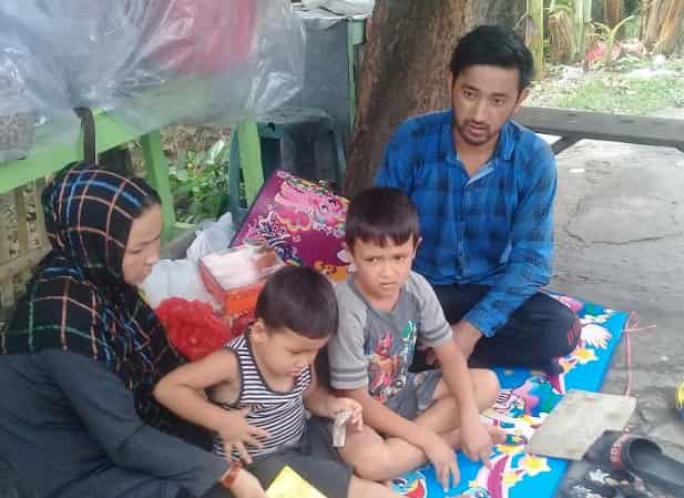 Ditolak Rudenim Semarang, keluarga pengungsi asal Afganistan kini terlunta-lunta