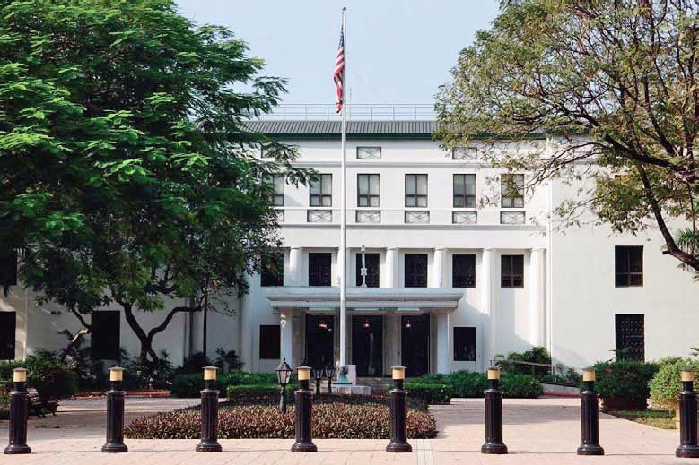 Embassy of the United States in Manila. Source: Wikipedia Commons 
