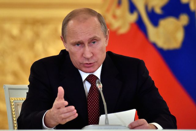 ‘Don’t meddle in Russia affairs’ – Putin tells US envoy