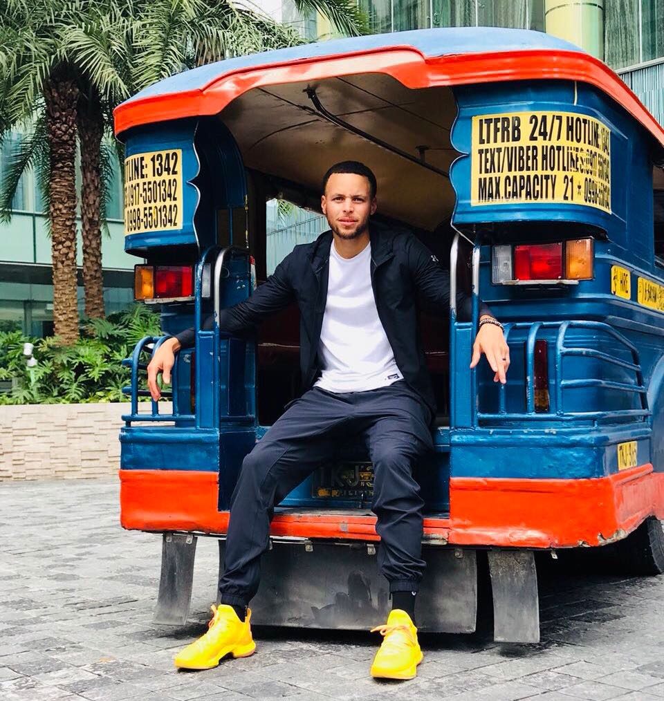 DIFFERENT KIND OF RIDE. Steph Curry gets to ride the jeepney in his second Philippine visit. Photo from Under Armour  