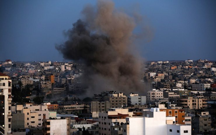 Israel keeps up deadly air strikes as Gazans flee the north