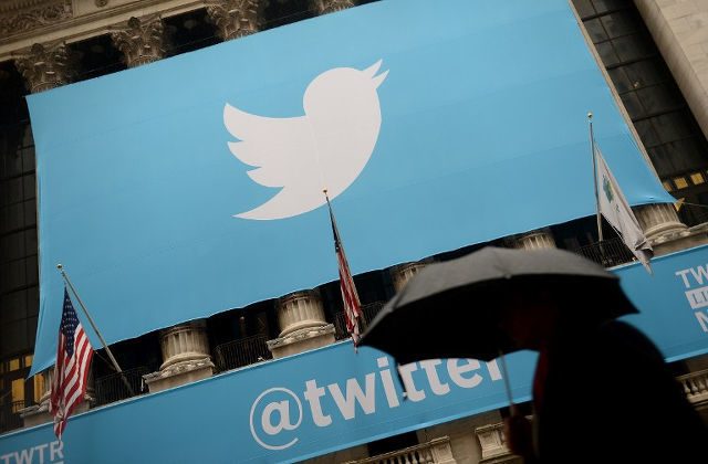 Twitter knocked again on slow user growth