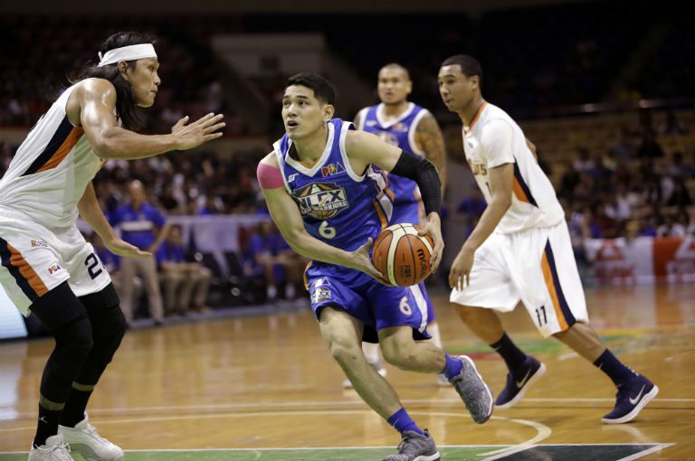 Kevin Alas repays Yeng Guiao’s trust as NLEX books playoff ticket