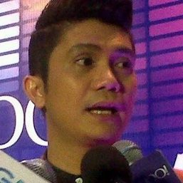 WATCH: Piolo Pascual endorses Leni Robredo for president