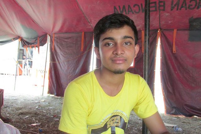 Hasan, pengungsi Rohingya yang ingin sekolah lagi. Foto dari Asia Calling 