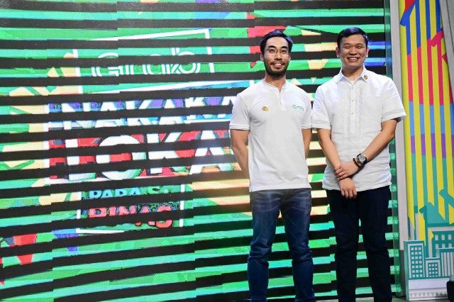 TECHNOLOGY FOR GOOD. Brian Cu, Grab Philippines President and RJ Cabaluna, Country Marketing Head, said Grab's mission is to use technology to empower Filipinos.